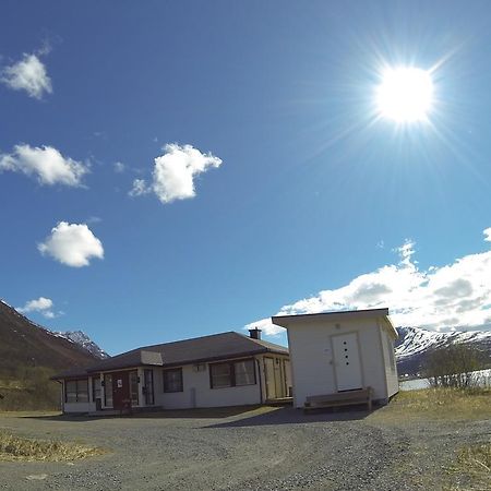 Lyngen Fjordcamp Vila Nord-Lenangen Exterior foto