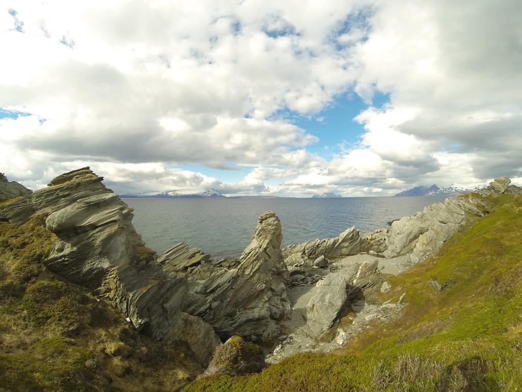 Lyngen Fjordcamp Vila Nord-Lenangen Exterior foto