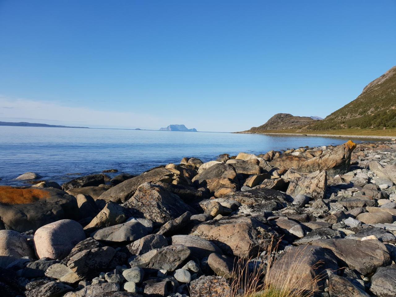 Lyngen Fjordcamp Vila Nord-Lenangen Exterior foto